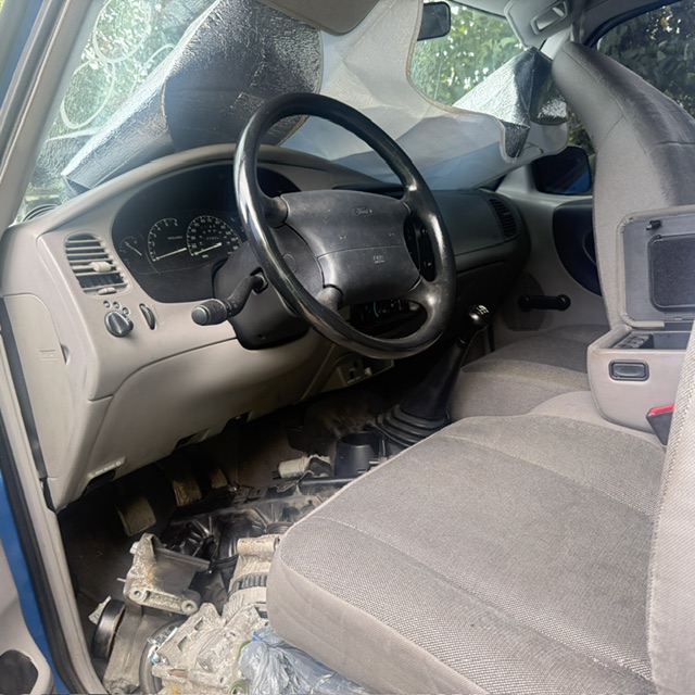 ford ranger 2000 1FTYR11X7YPB71356 image ford ranger 2000 1FTYR11X7YPB71356 image