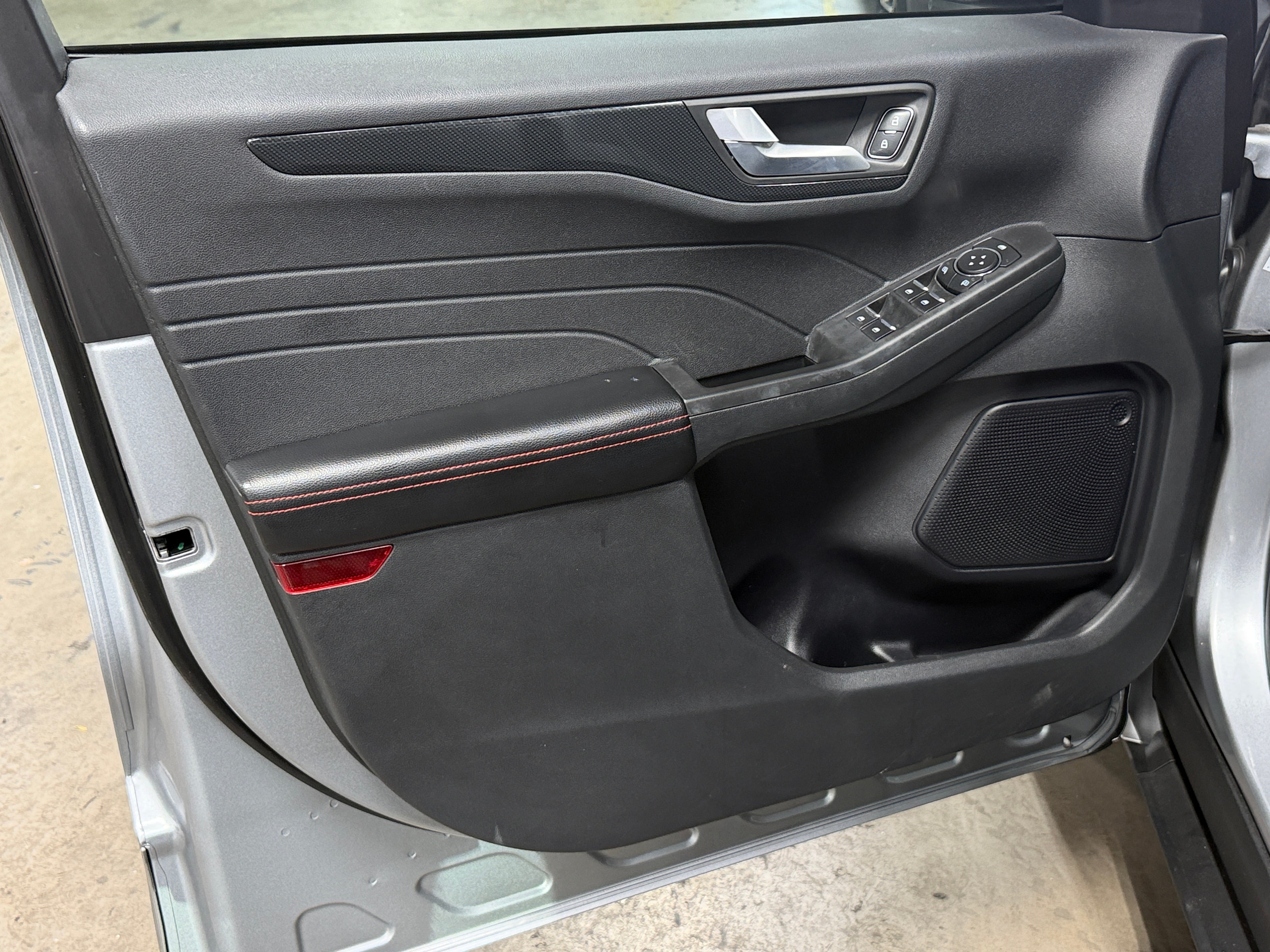 ford escape 2023 1FMCU9MN0PUA57440 image ford escape 2023 1FMCU9MN0PUA57440 image