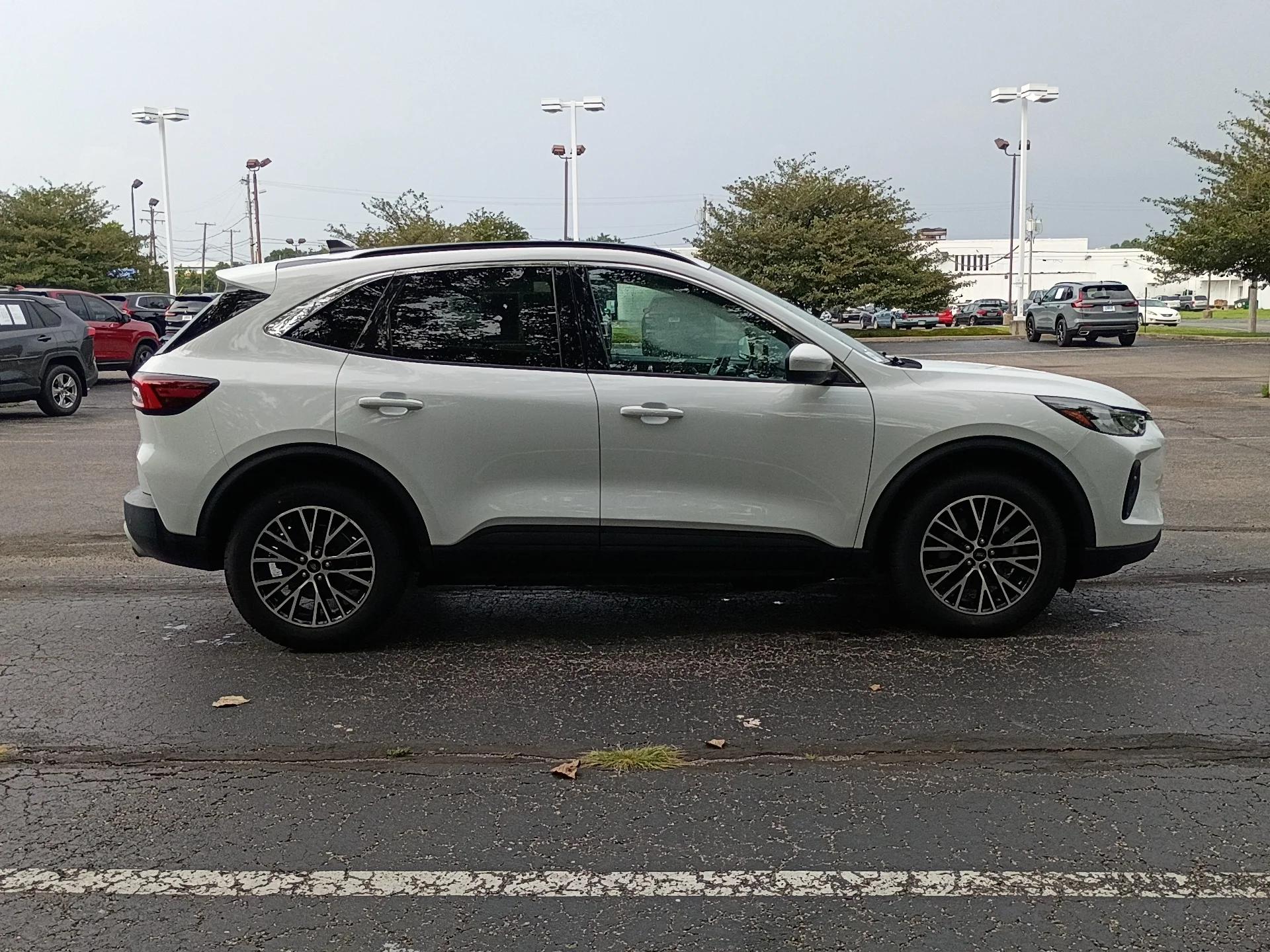 ford escape 2023 1FMCU0E18PUA61257 image ford escape 2023 1FMCU0E18PUA61257 image