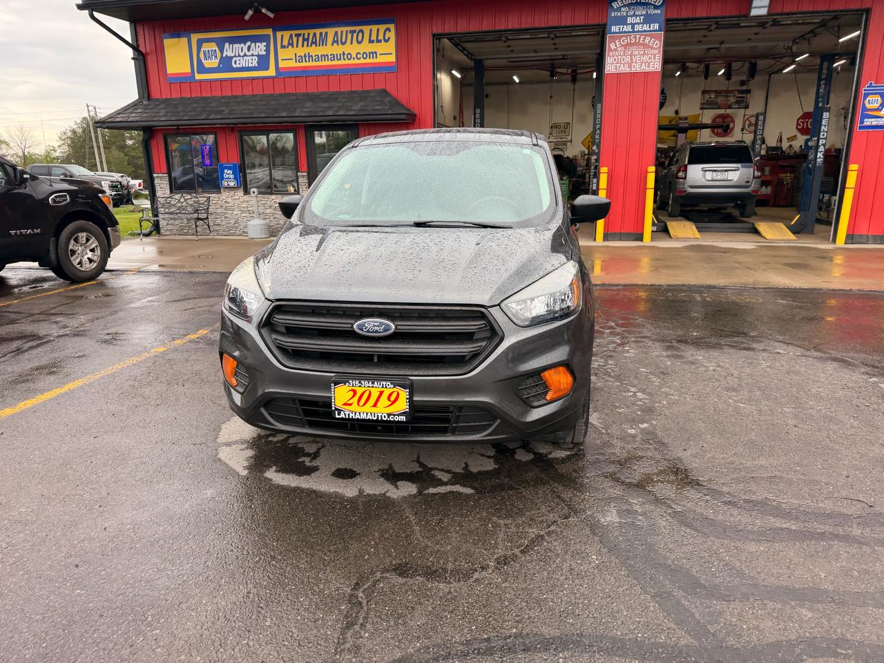 ford escape 2019 1FMCU0F73KUA82433 image