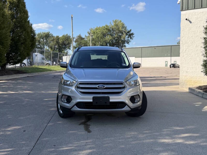 ford escape 2018 1FMCU0GD3JUB02957 image ford escape 2018 1FMCU0GD3JUB02957 image