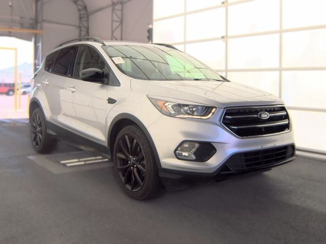 ford escape 2018 1FMCU9GD8JUD12071 image ford escape 2018 1FMCU9GD8JUD12071 image