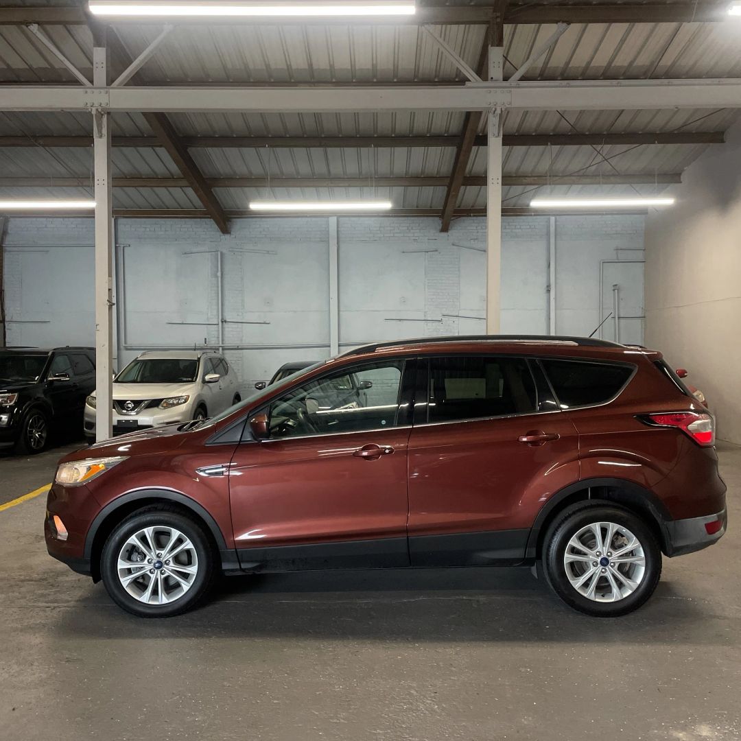 ford escape 2018 1FMCU9GD4JUB75498 image ford escape 2018 1FMCU9GD4JUB75498 image