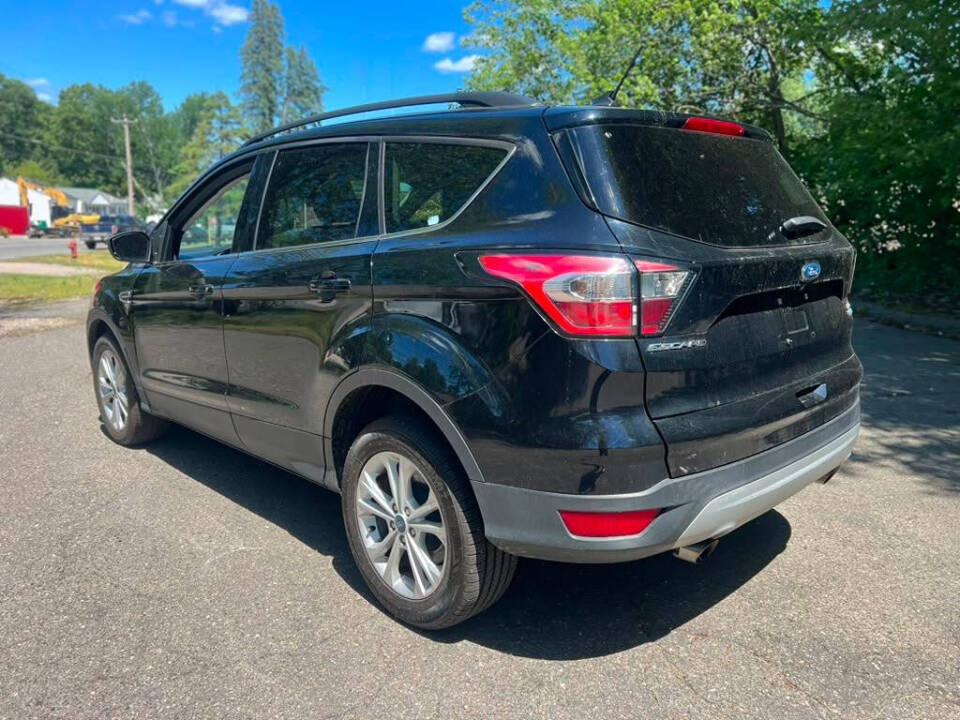 ford escape 2018 1FMCU9GD0JUA14498 image ford escape 2018 1FMCU9GD0JUA14498 image