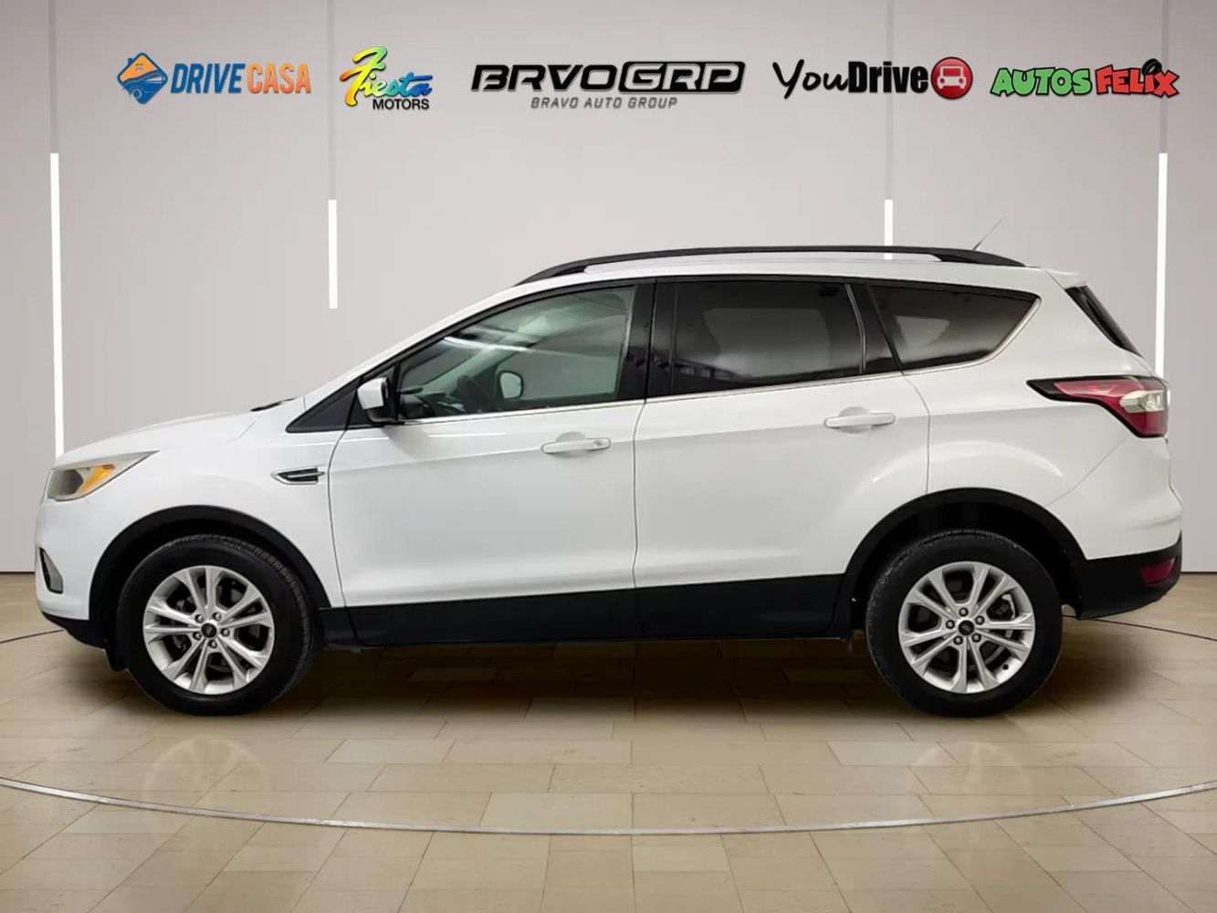 ford escape 2018 1FMCU0GD1JUA12223 image ford escape 2018 1FMCU0GD1JUA12223 image