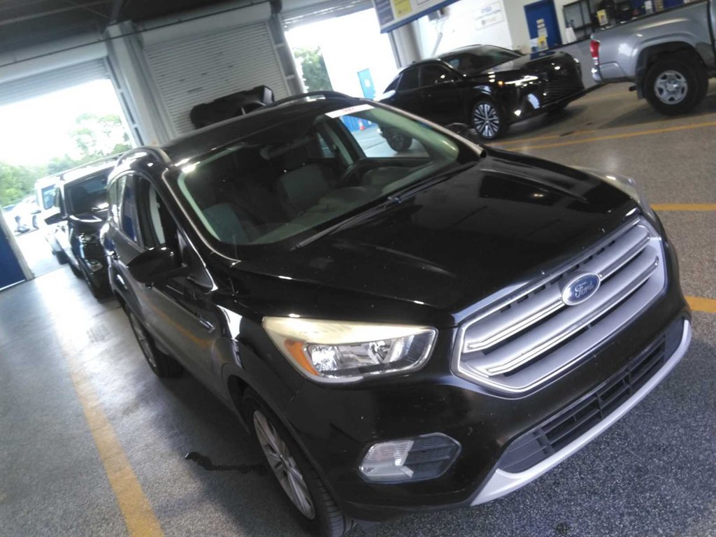 ford escape 2018 1FMCU0GD3JUB51883 image ford escape 2018 1FMCU0GD3JUB51883 image