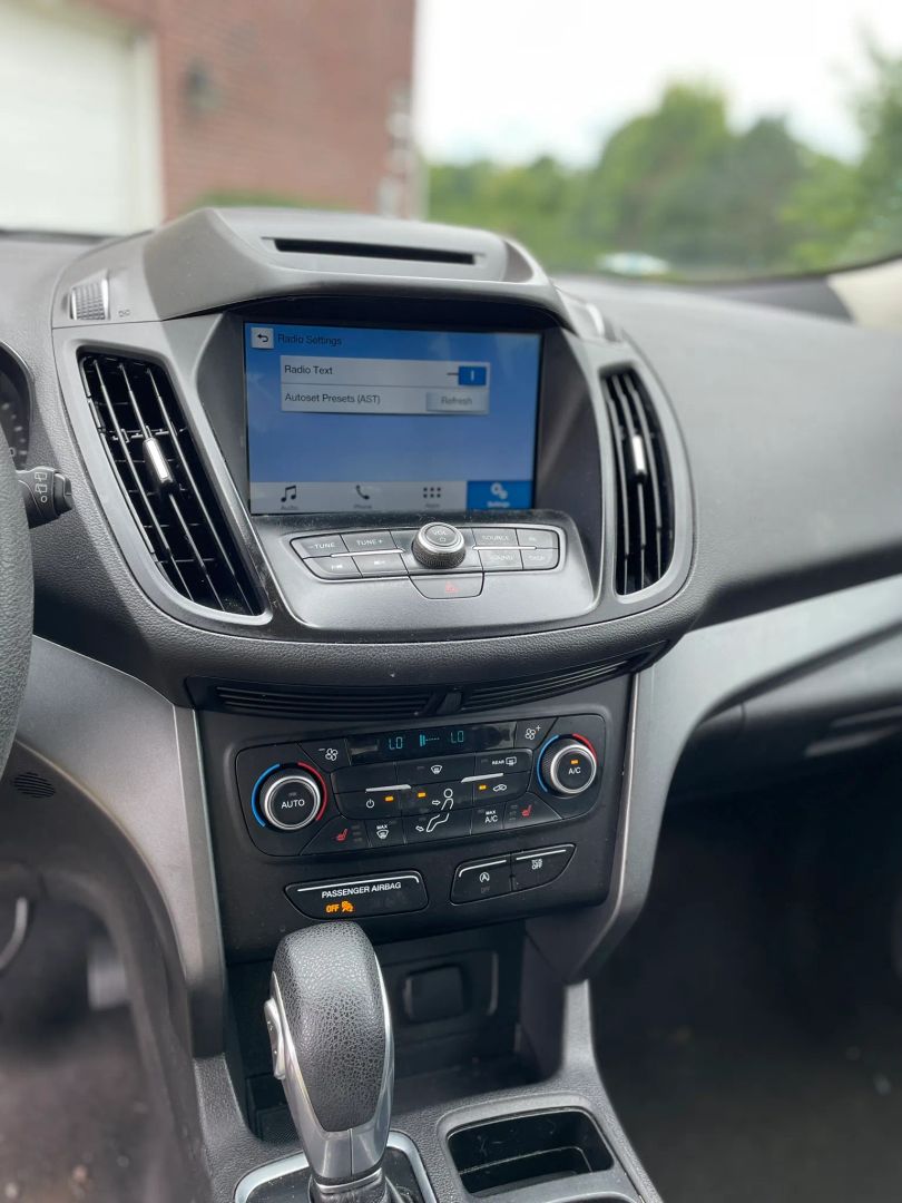 ford escape 2018 1FMCU9GD8JUC16201 image ford escape 2018 1FMCU9GD8JUC16201 image