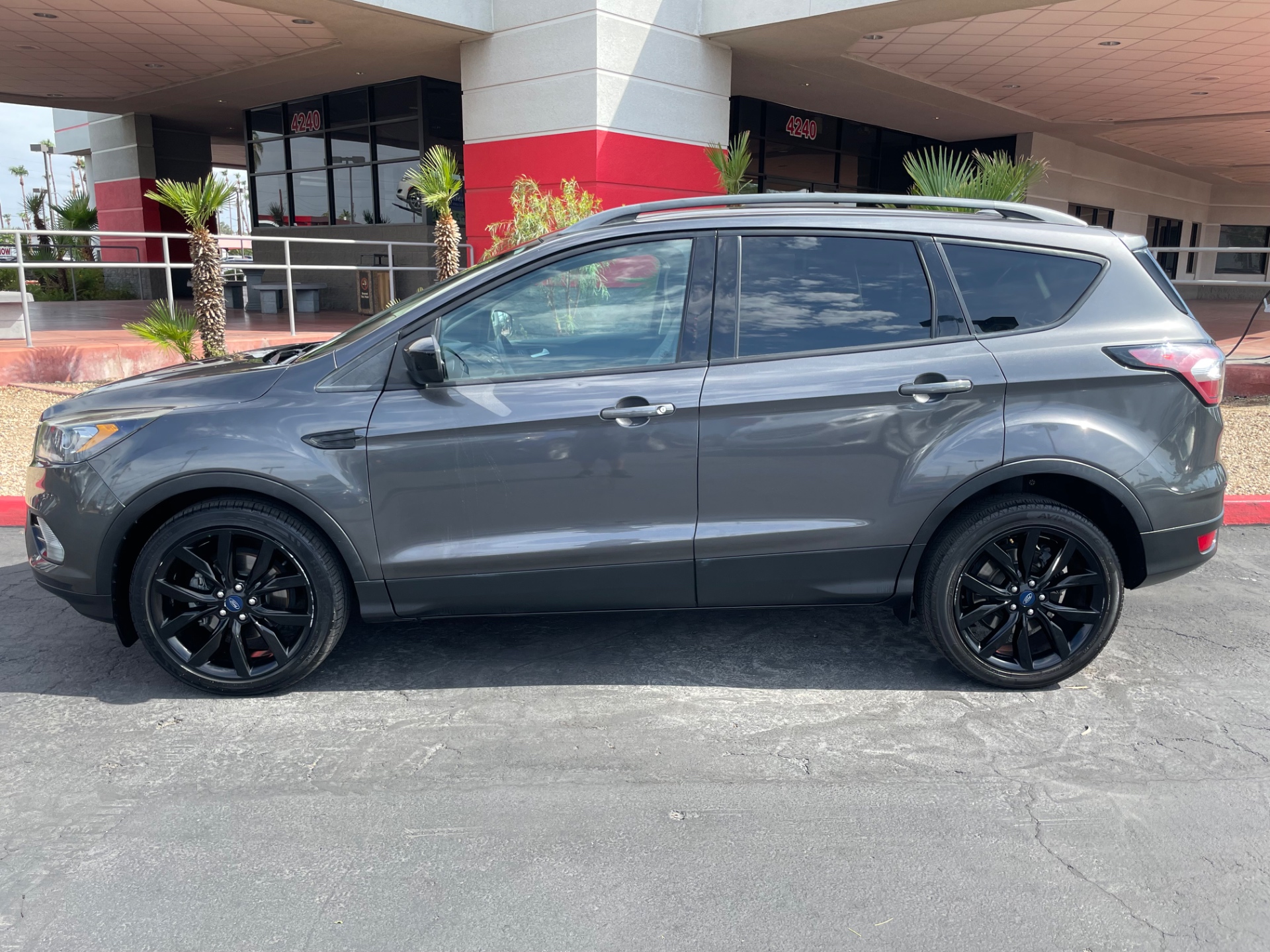 ford escape 2018 1FMCU0GDXJUD37565 image ford escape 2018 1FMCU0GDXJUD37565 image