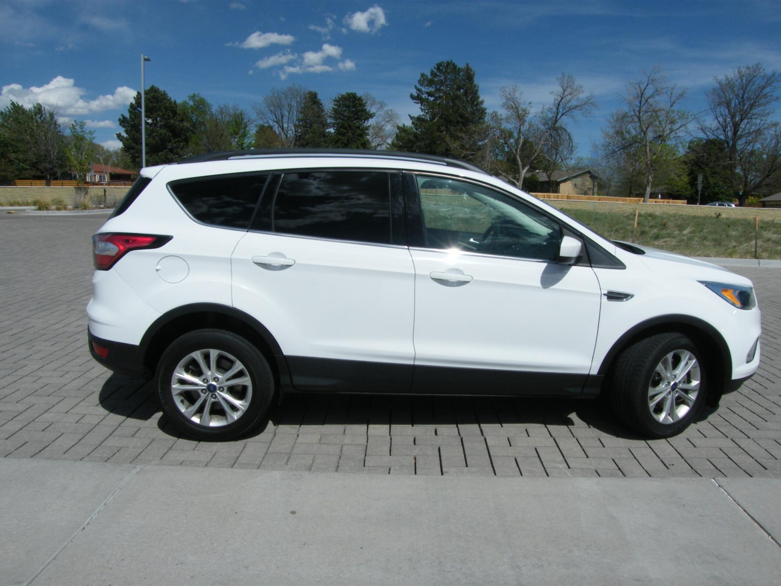 ford escape 2018 1FMCU9GDXJUA76166 image ford escape 2018 1FMCU9GDXJUA76166 image