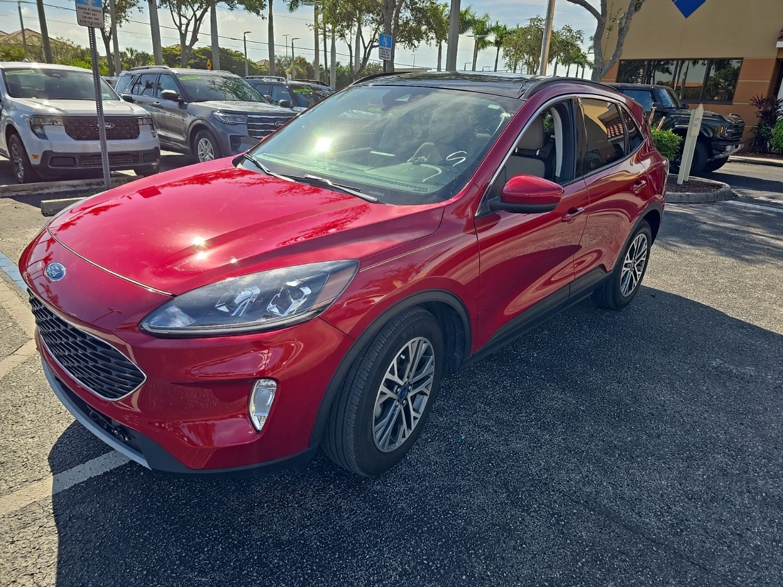 ford escape 2021 1FMCU0CZ4MUB20633 image ford escape 2021 1FMCU0CZ4MUB20633 image