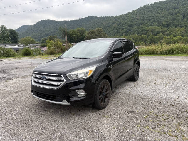 ford escape 2017 1FMCU9GD9HUA80056 image ford escape 2017 1FMCU9GD9HUA80056 image