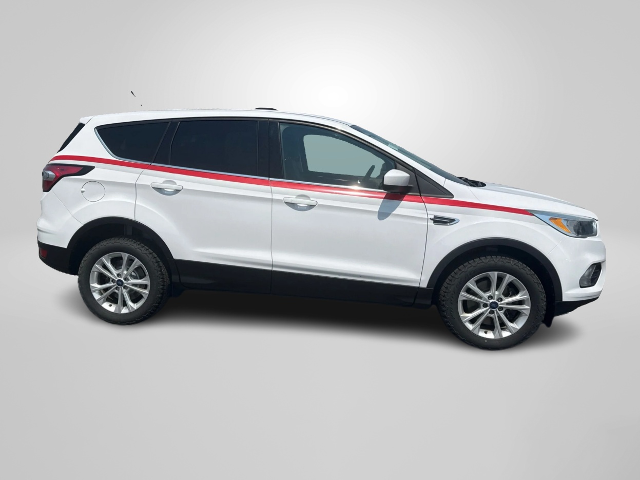 ford escape 2017 1FMCU9GD1HUC35604 image ford escape 2017 1FMCU9GD1HUC35604 image