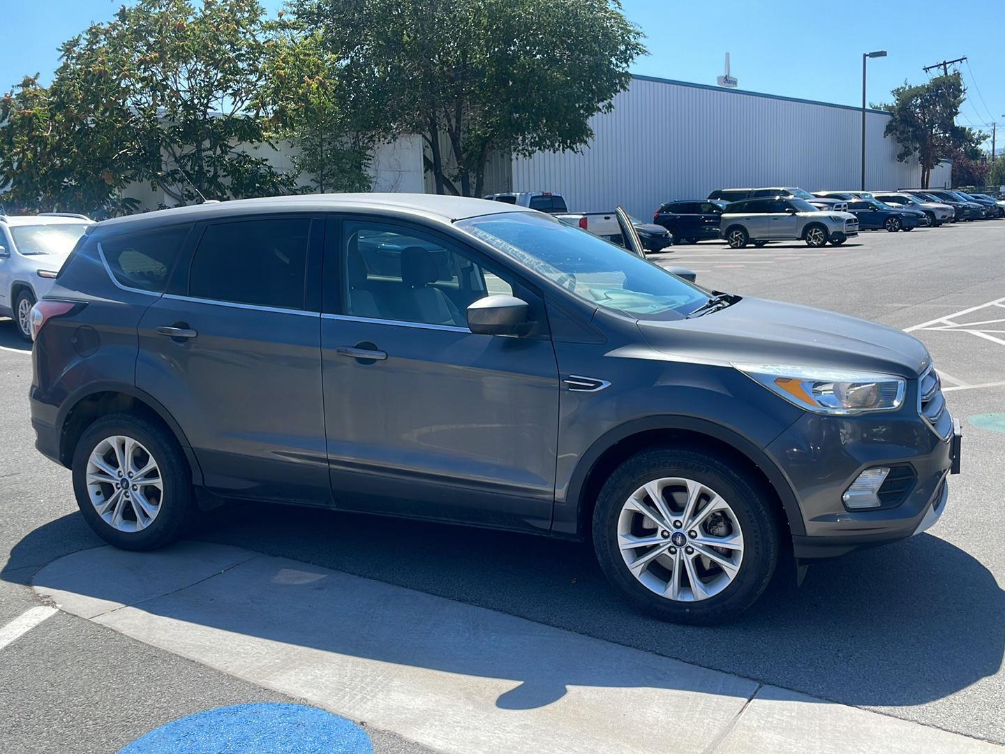 ford escape 2017 1FMCU9GD7HUE50291 image ford escape 2017 1FMCU9GD7HUE50291 image