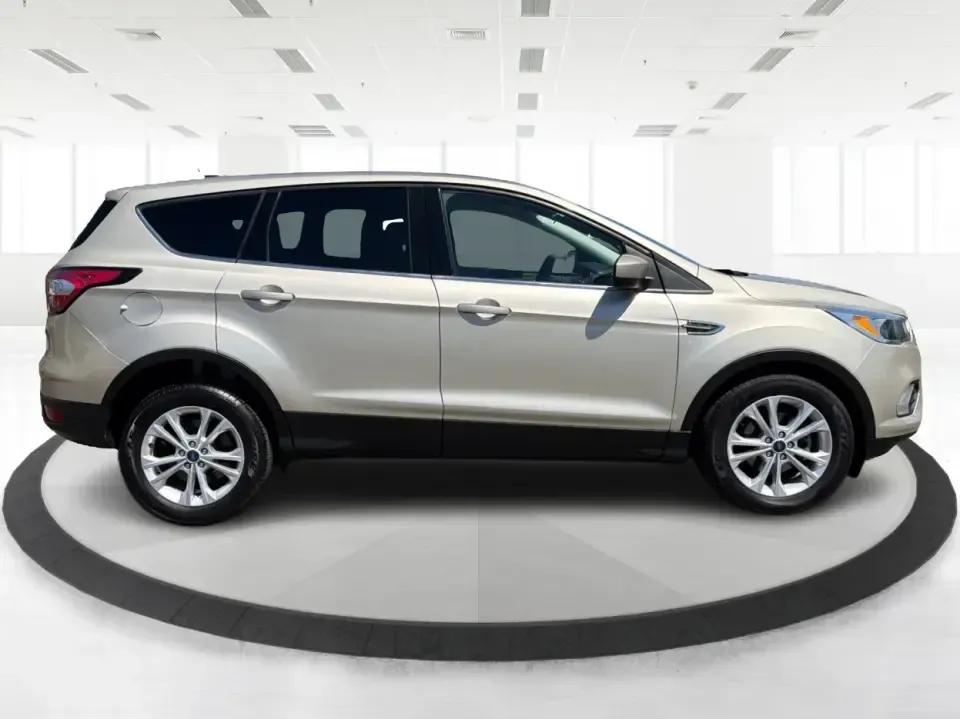 ford escape 2017 1FMCU0GD2HUC84595 image ford escape 2017 1FMCU0GD2HUC84595 image