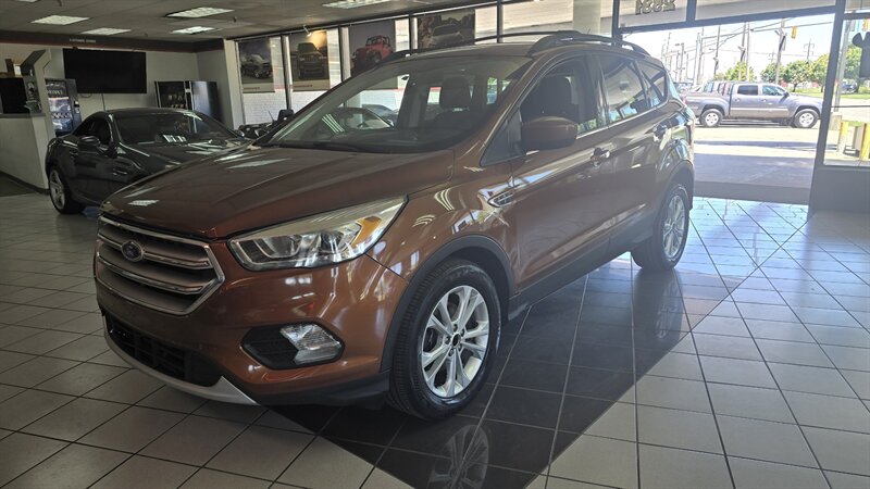 ford escape 2017 1FMCU0GD2HUB09988 image ford escape 2017 1FMCU0GD2HUB09988 image