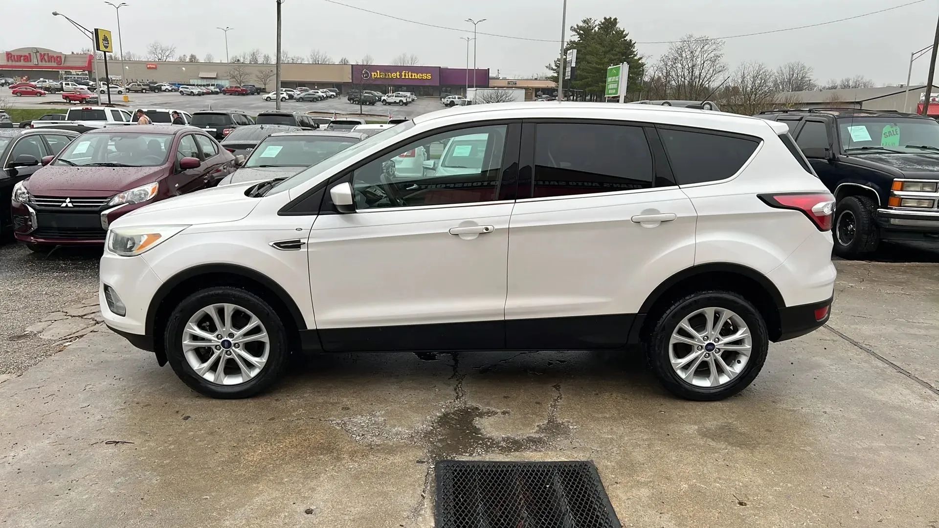 ford escape 2017 1FMCU9G90HUA89420 image ford escape 2017 1FMCU9G90HUA89420 image