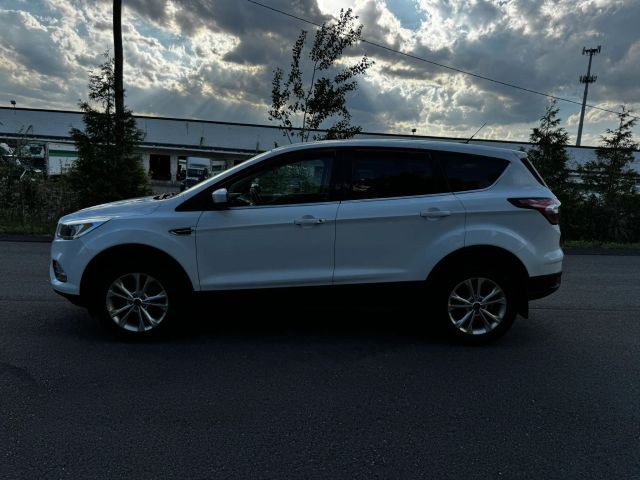 ford escape 2017 1FMCU9GD9HUA33030 image ford escape 2017 1FMCU9GD9HUA33030 image