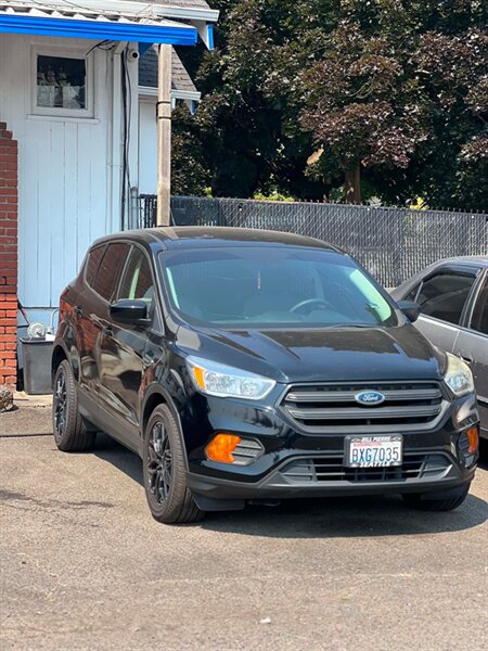 ford escape 2017 1FMCU0F72HUF09013 image ford escape 2017 1FMCU0F72HUF09013 image