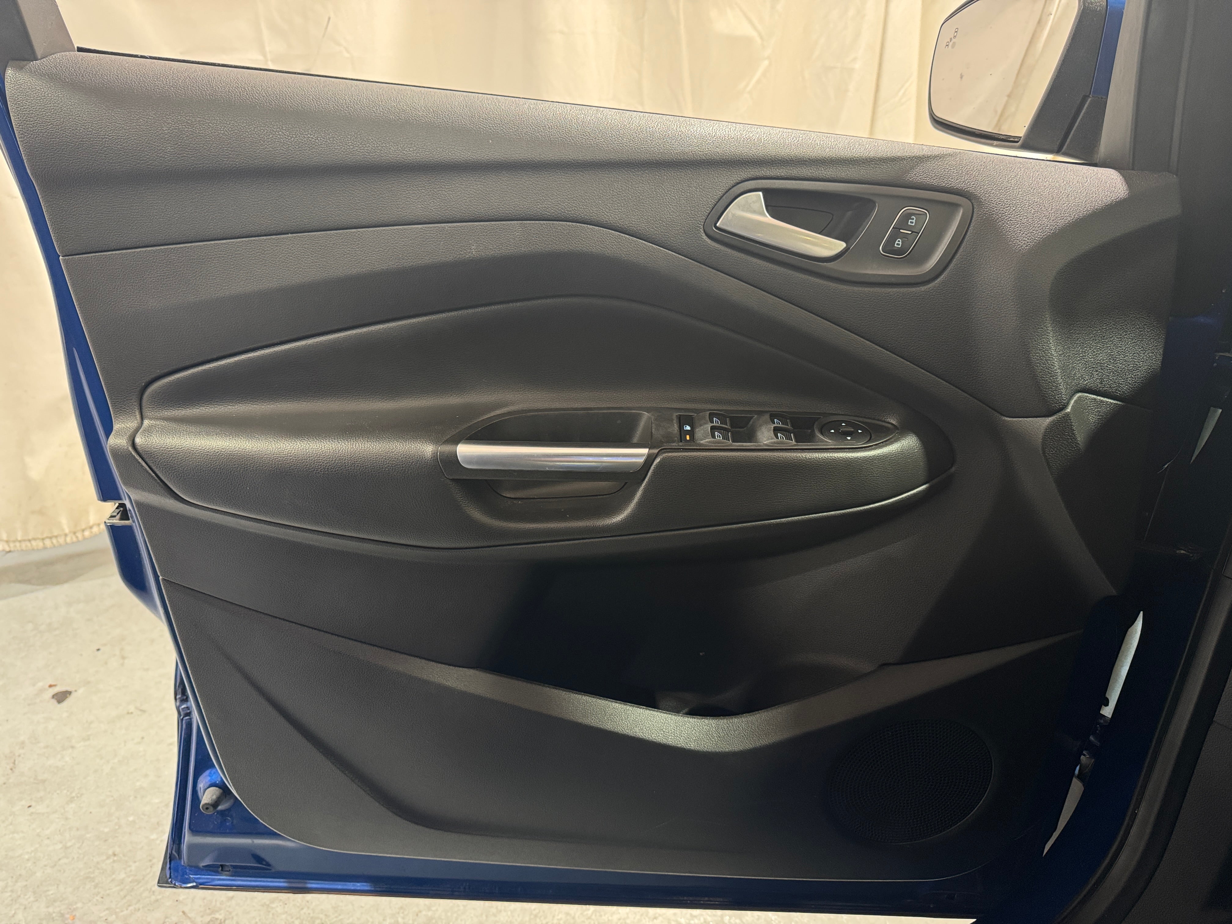 ford escape 2017 1FMCU9G98HUE09535 image ford escape 2017 1FMCU9G98HUE09535 image