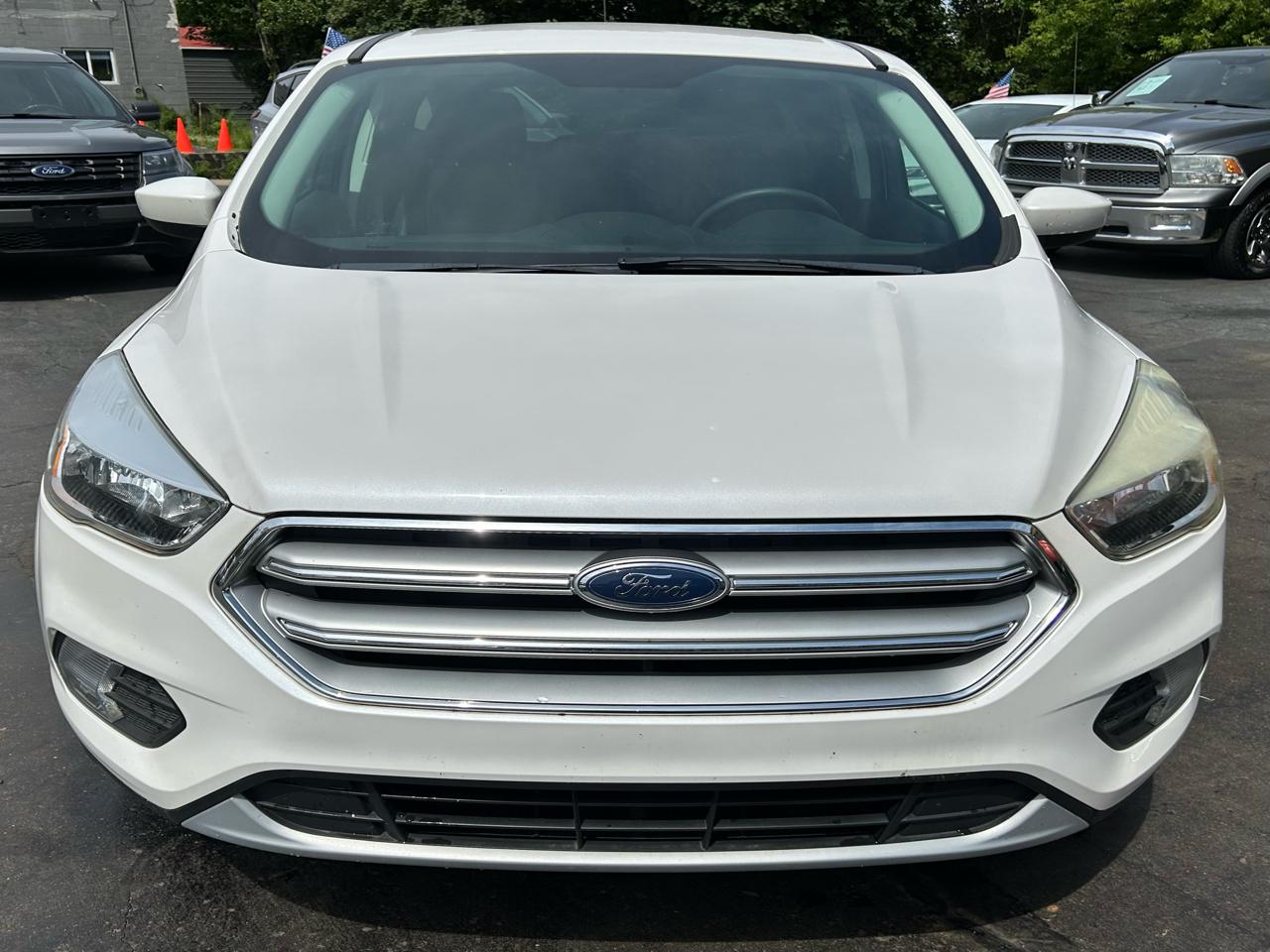 ford escape 2017 1FMCU0GD3HUE10821 image ford escape 2017 1FMCU0GD3HUE10821 image