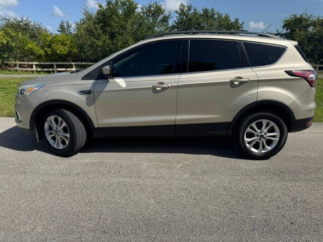 ford escape 2017 1FMCU9GD6HUD63496 image ford escape 2017 1FMCU9GD6HUD63496 image