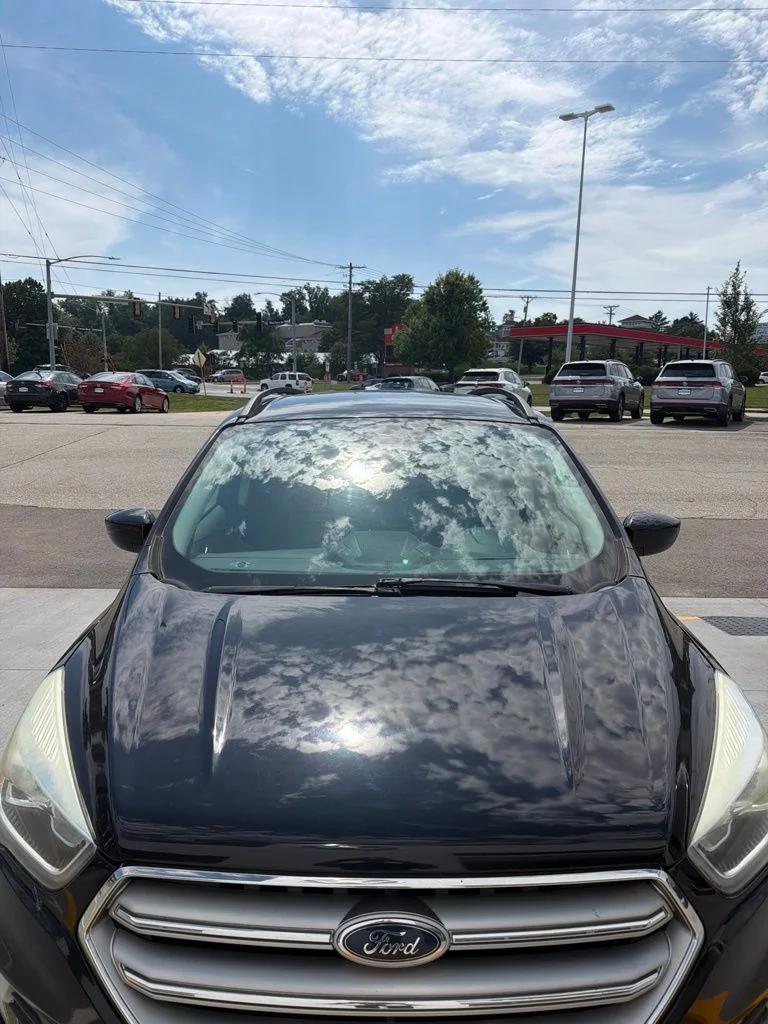 ford escape 2017 1FMCU9GD4HUD03166 image ford escape 2017 1FMCU9GD4HUD03166 image