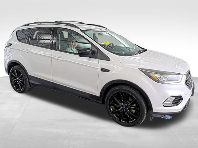 ford escape 2017 1FMCU9GDXHUD00465 image ford escape 2017 1FMCU9GDXHUD00465 image