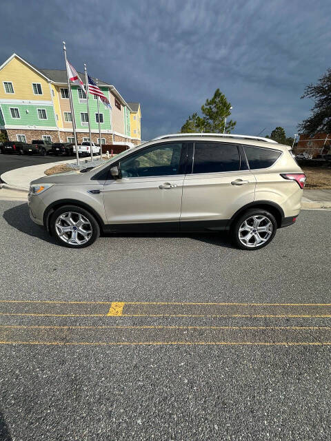 ford escape 2017 1FMCU0J99HUE30298 image ford escape 2017 1FMCU0J99HUE30298 image