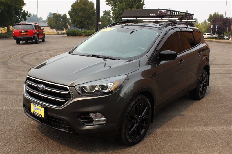 ford escape 2017 1FMCU9GD7HUC27460 image ford escape 2017 1FMCU9GD7HUC27460 image