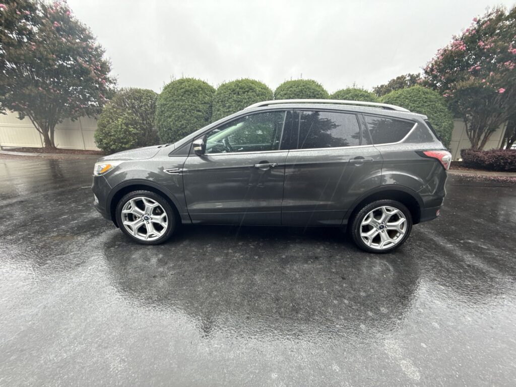 ford escape 2017 1FMCU9J90HUE02796 image ford escape 2017 1FMCU9J90HUE02796 image