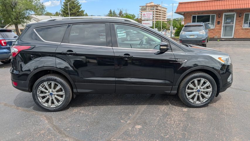 ford escape 2017 1FMCU9J91HUE95781 image ford escape 2017 1FMCU9J91HUE95781 image