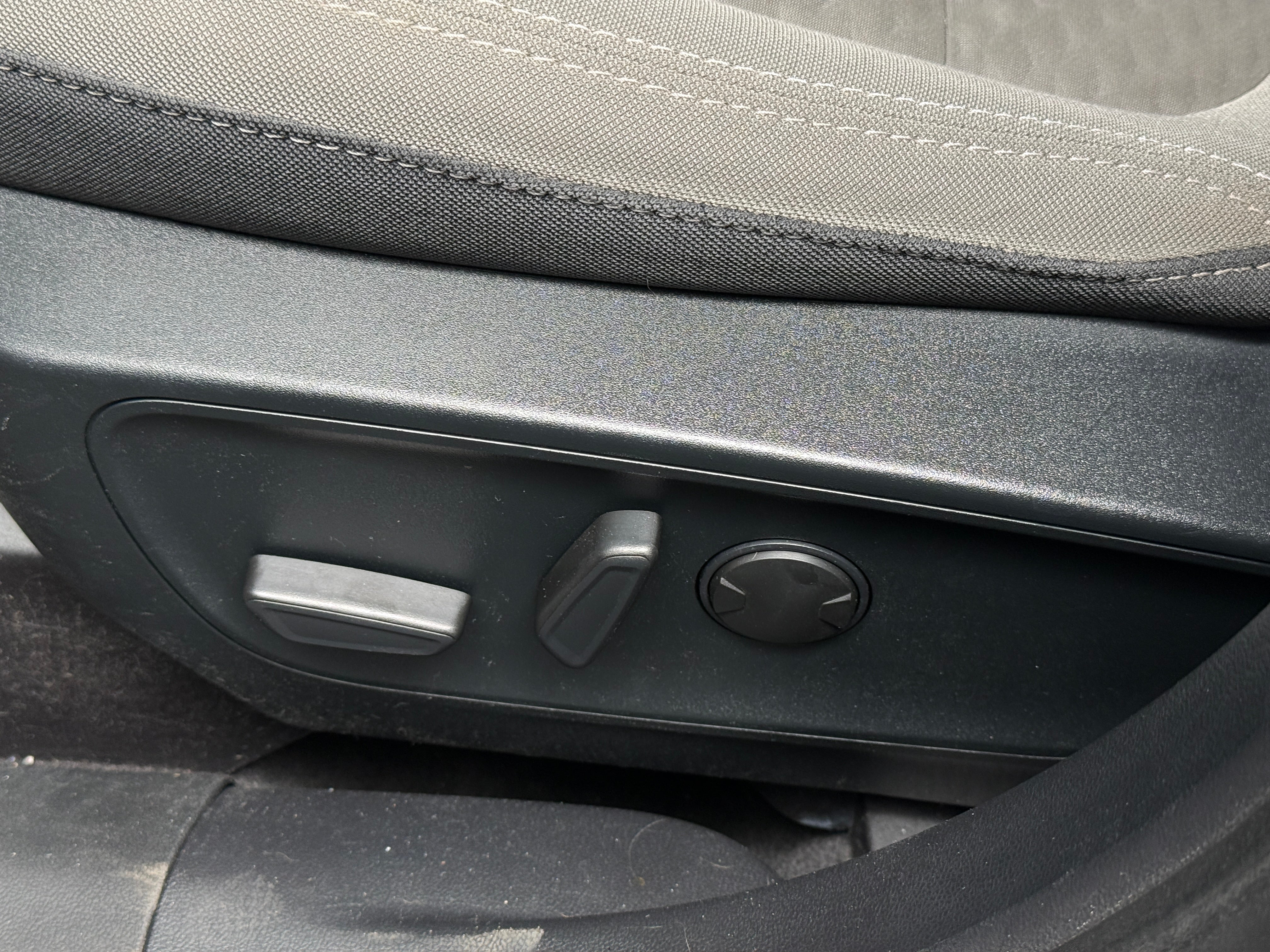 ford escape 2020 1FMCU9G61LUA64931 image ford escape 2020 1FMCU9G61LUA64931 image
