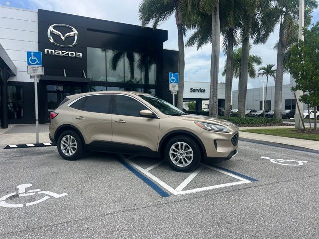 ford escape 2020 1FMCU0G63LUC08300 image ford escape 2020 1FMCU0G63LUC08300 image