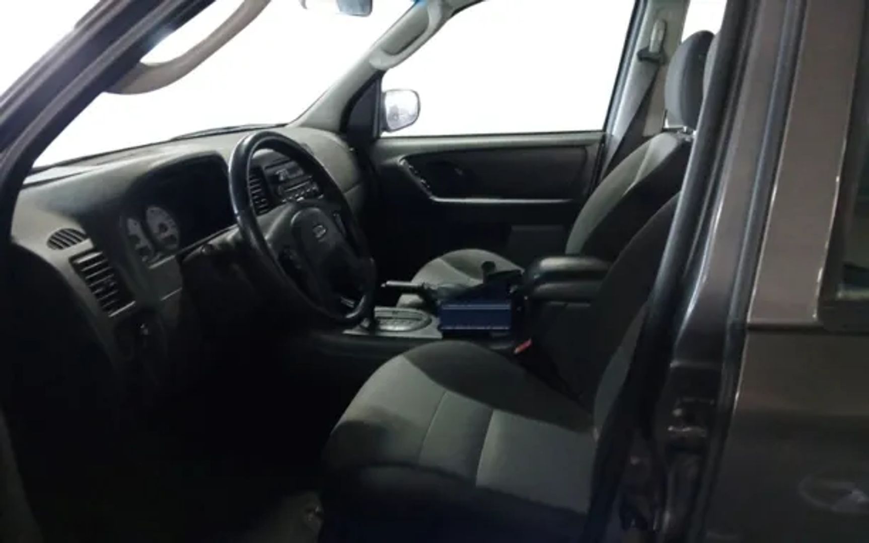 ford escape 2005 1FMYU02Z65KA69902 image ford escape 2005 1FMYU02Z65KA69902 image