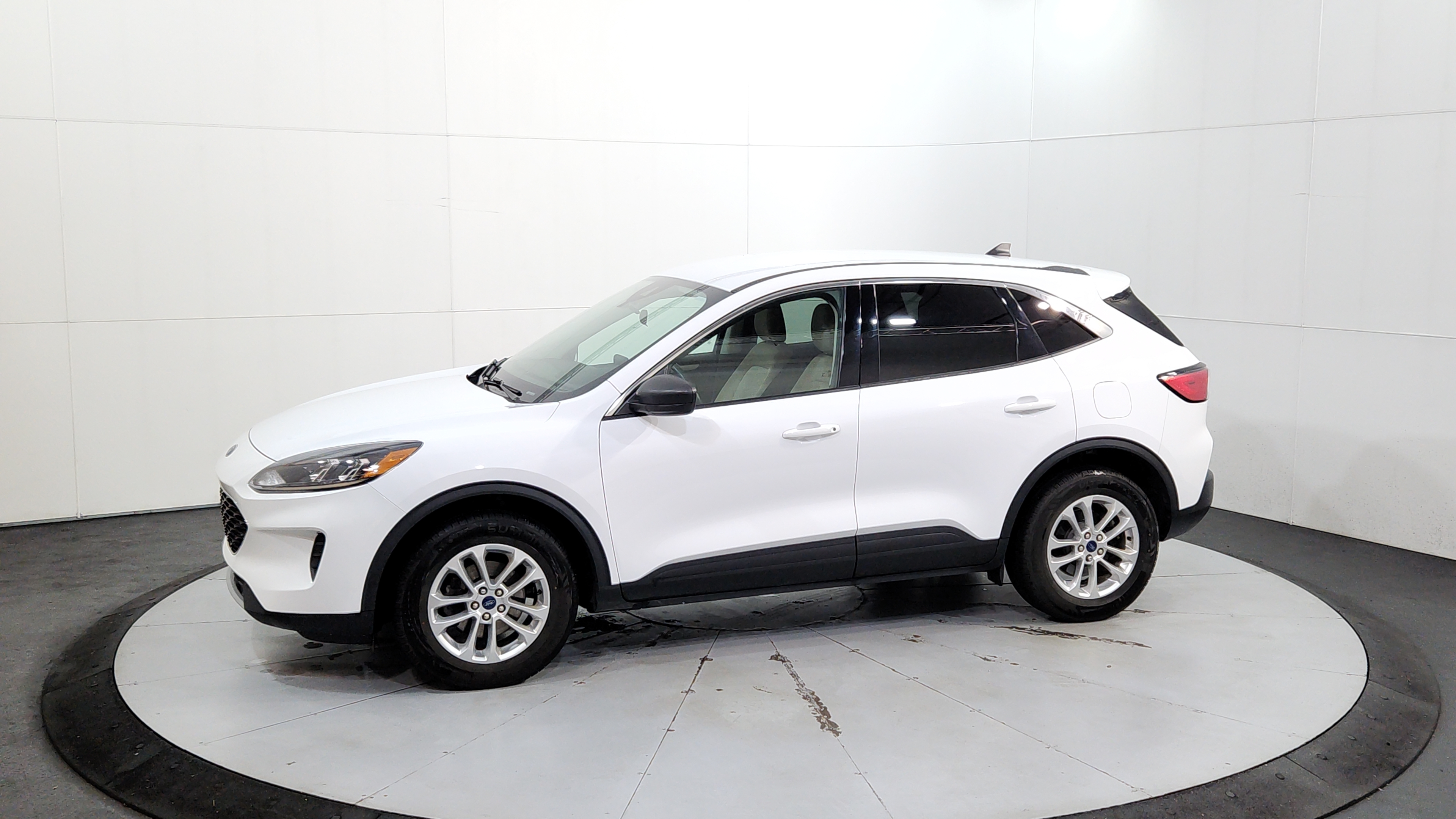 ford escape 2022 1FMCU9G6XNUC00198 image ford escape 2022 1FMCU9G6XNUC00198 image