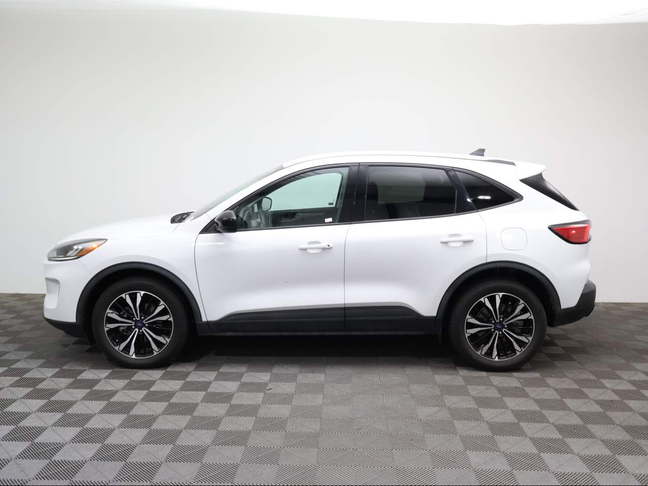 ford escape 2022 1FMCU9G60NUB42389 image ford escape 2022 1FMCU9G60NUB42389 image