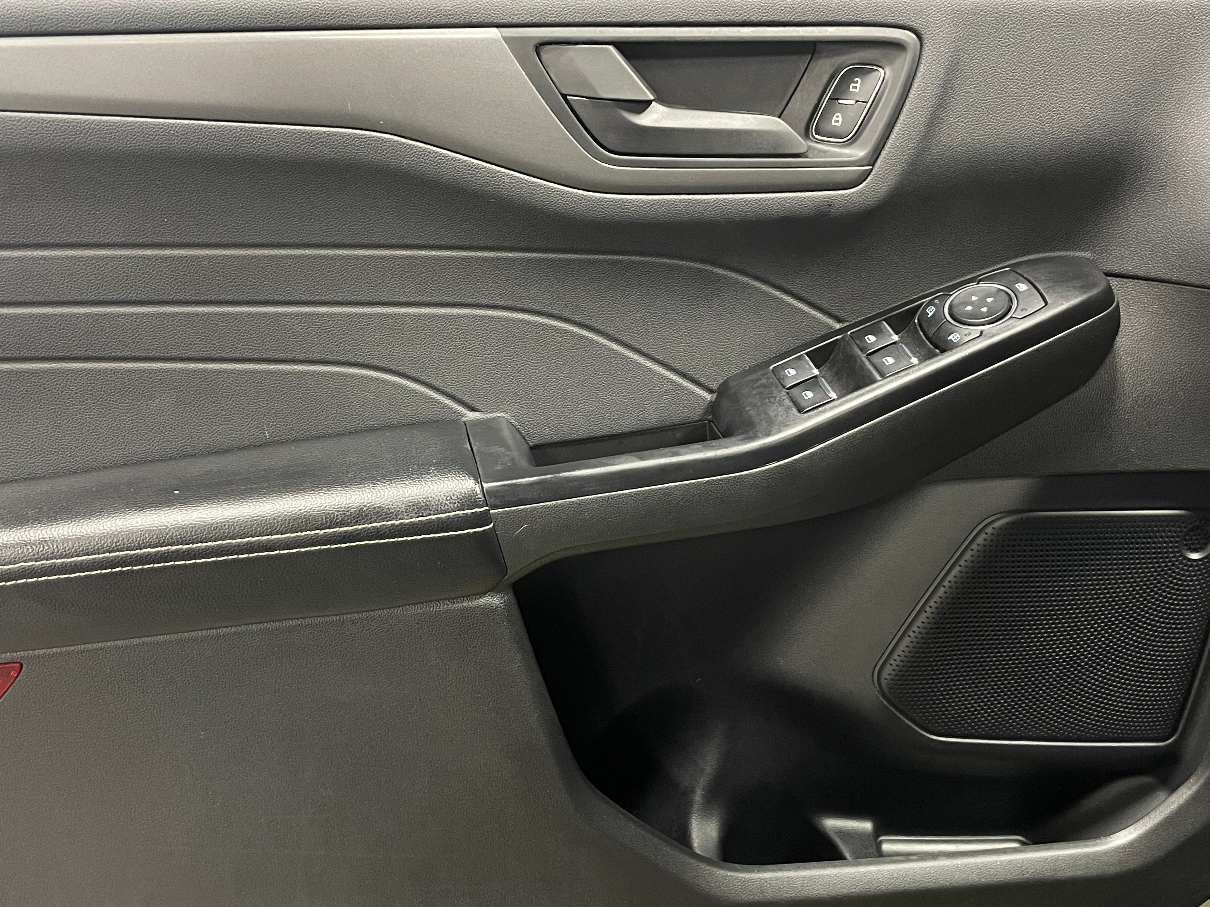 ford escape 2025 1FMCU0GN4SUB20135 image ford escape 2025 1FMCU0GN4SUB20135 image