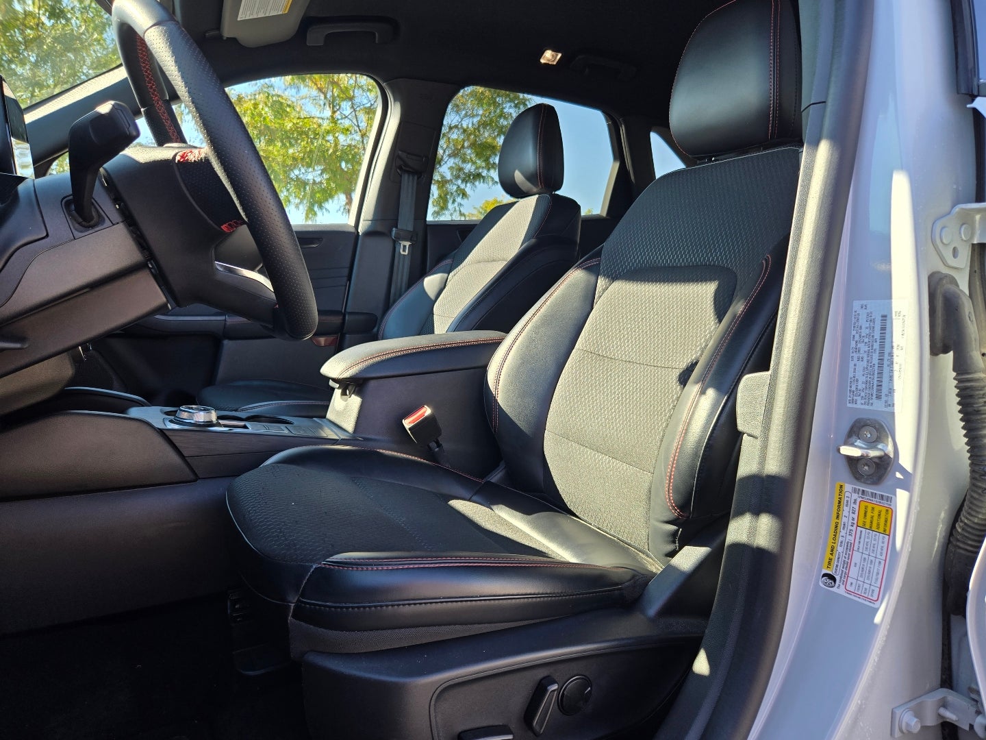 ford escape 2025 1FMCU9NA1SUB02759 image ford escape 2025 1FMCU9NA1SUB02759 image