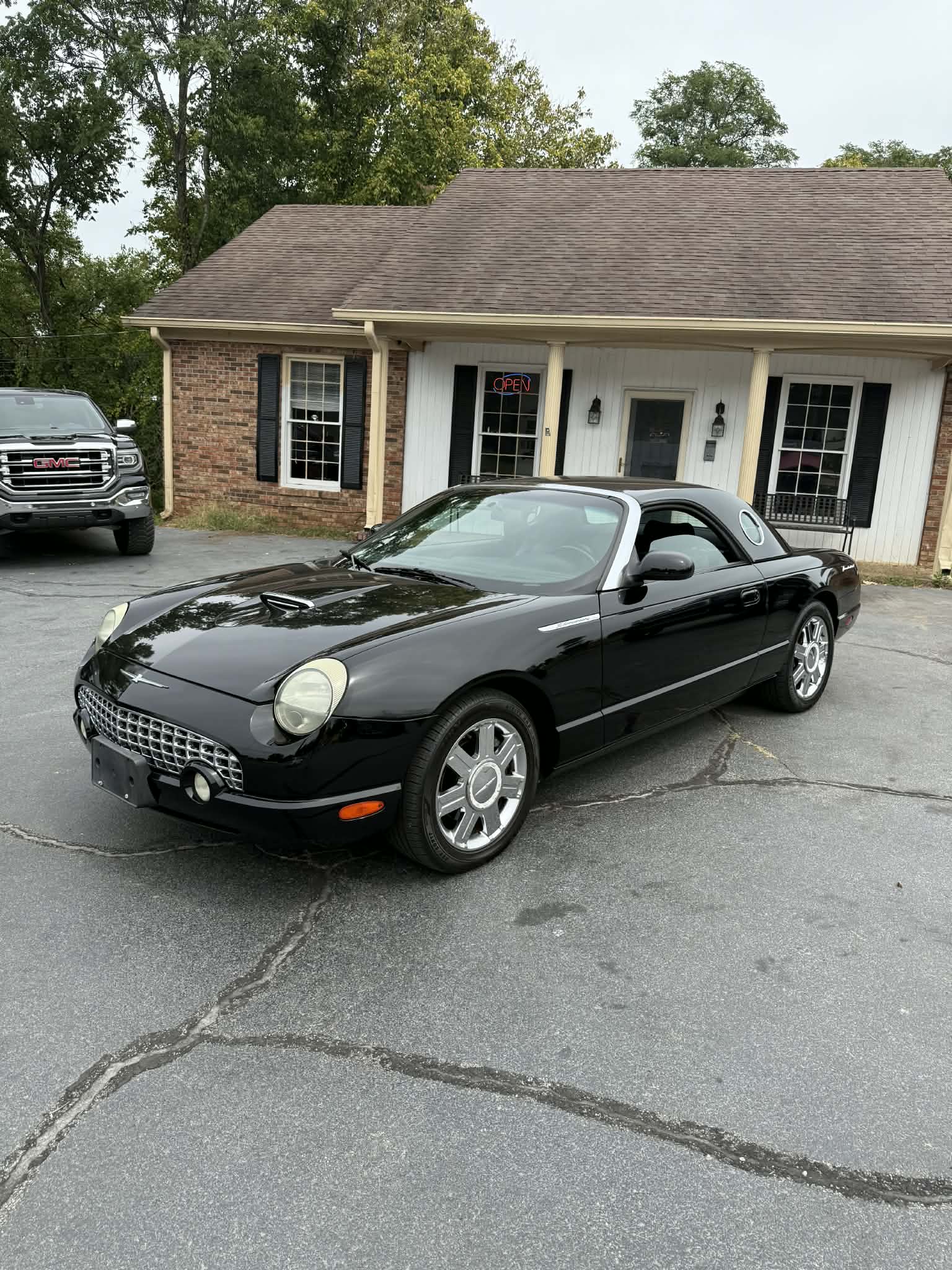 ford thunderbird 2005 1FAHP60AX5Y103340 image ford thunderbird 2005 1FAHP60AX5Y103340 image