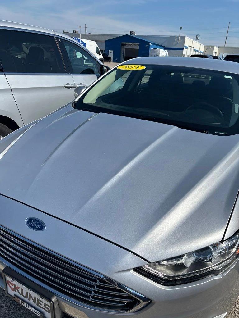 ford fusion 2018 3FA6P0HD2JR272571 image ford fusion 2018 3FA6P0HD2JR272571 image