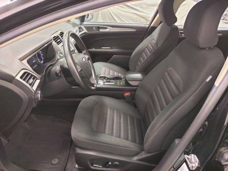ford fusion 2017 3FA6P0H7XHR105315 image ford fusion 2017 3FA6P0H7XHR105315 image