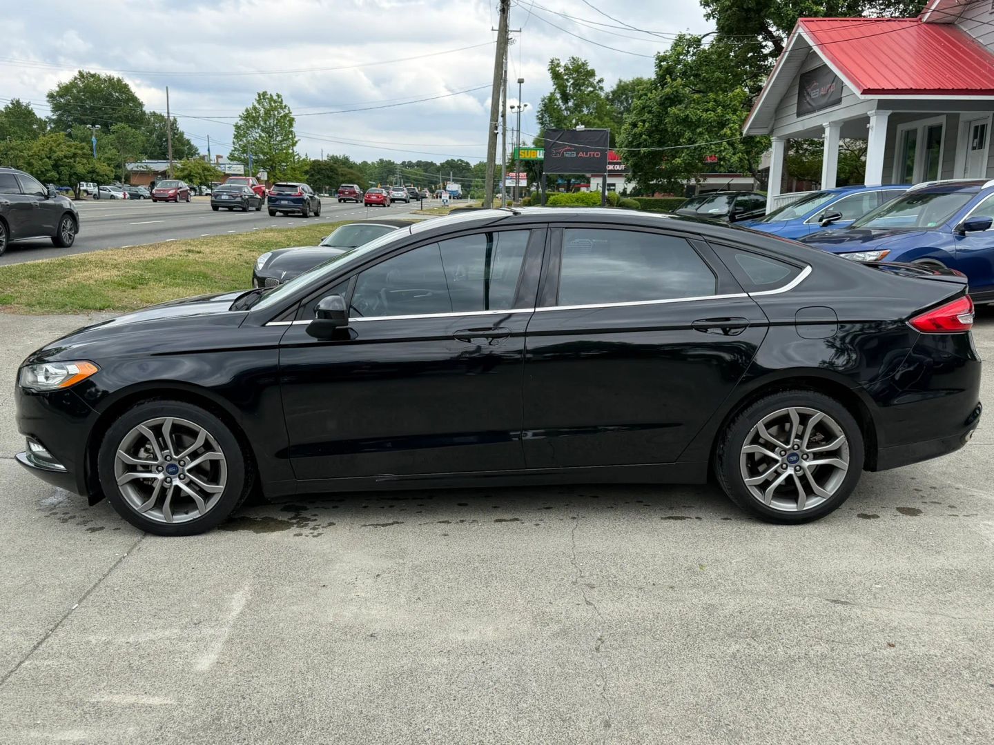 ford fusion 2017 3FA6P0H93HR256515 image ford fusion 2017 3FA6P0H93HR256515 image