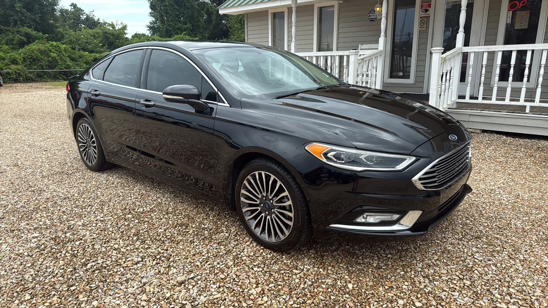 ford fusion 2017 3FA6P0H9XHR269360 image