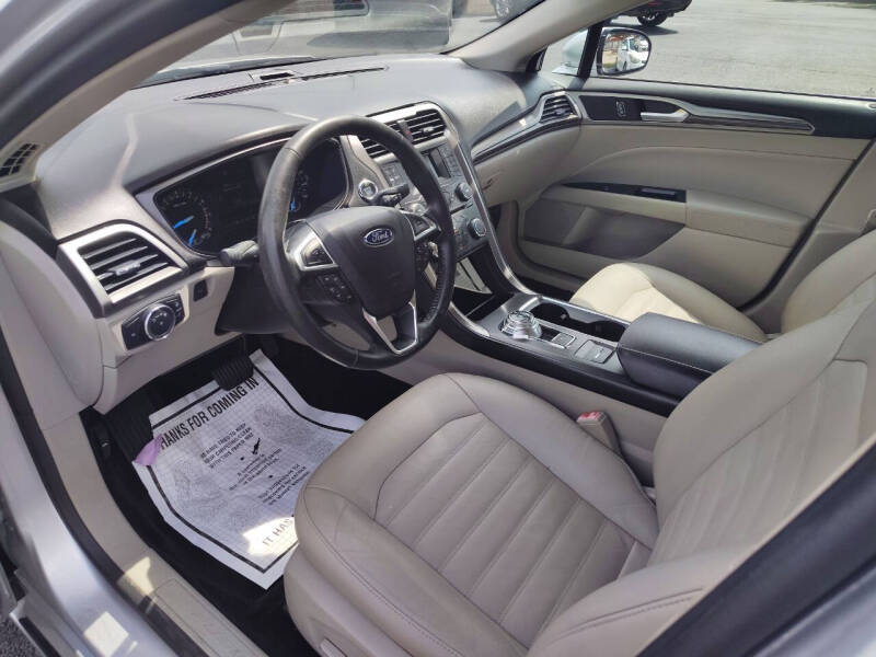 ford fusion 2017 3FA6P0HD4HR359513 image ford fusion 2017 3FA6P0HD4HR359513 image