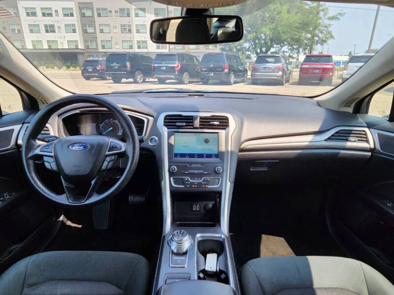 ford fusion 2020 3FA6P0HD1LR176904 image ford fusion 2020 3FA6P0HD1LR176904 image