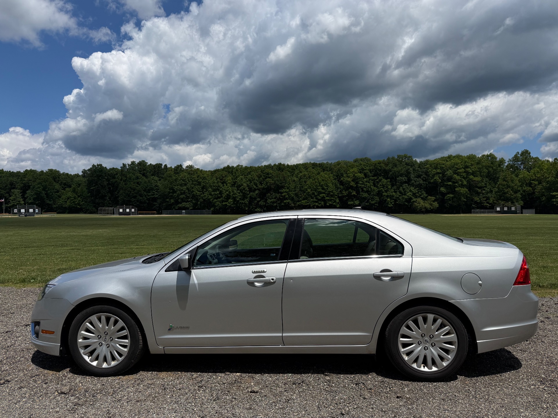 ford fusion 2011 3FADP0L34BR132724 image ford fusion 2011 3FADP0L34BR132724 image