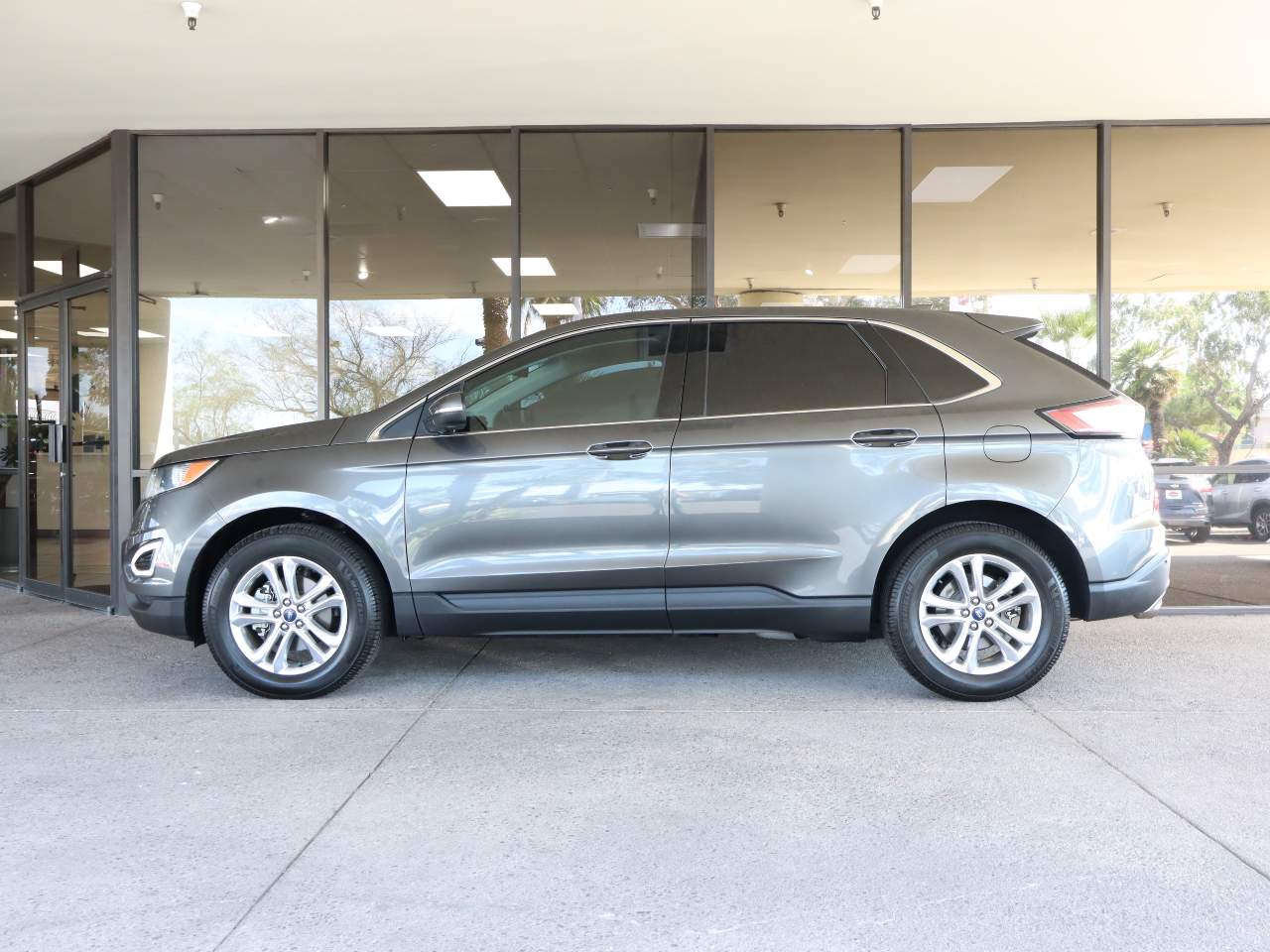 ford edge 2017 2FMPK3J85HBC31772 image ford edge 2017 2FMPK3J85HBC31772 image