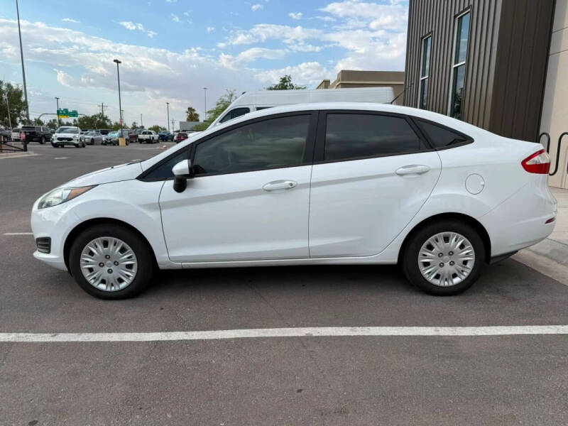 ford fiesta 2019 3FADP4AJ4KM135497 image ford fiesta 2019 3FADP4AJ4KM135497 image