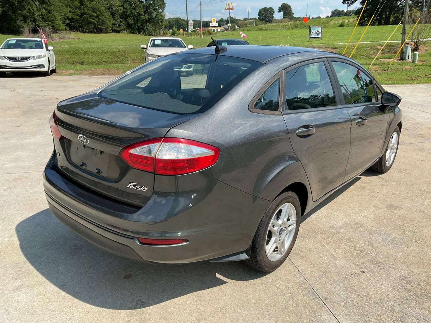 ford fiesta 2018 3FADP4BJ2JM107999 image ford fiesta 2018 3FADP4BJ2JM107999 image