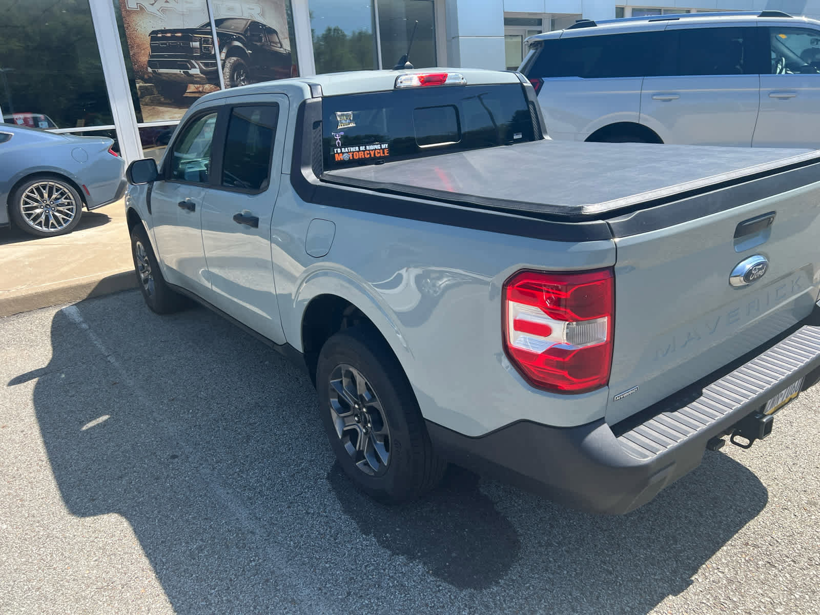 ford maverick 2023 3FTTW8E32PRA60028 image
